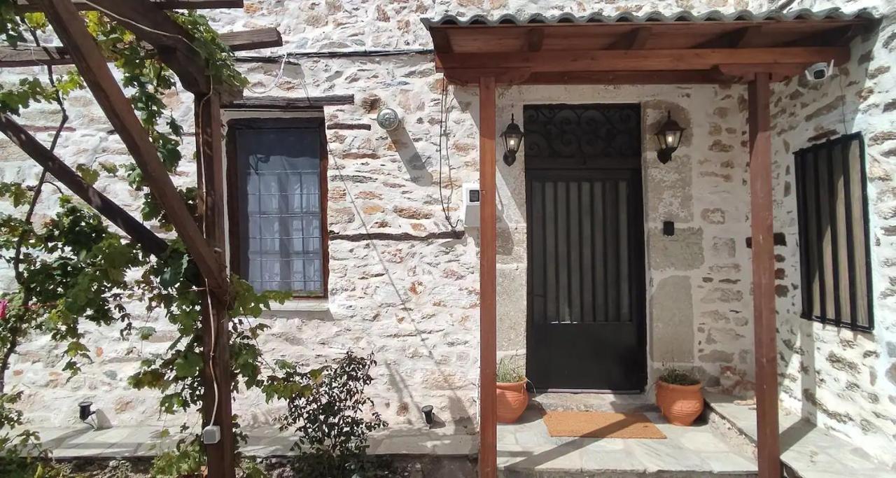 San Lorenzo Cottage - Παραδοσιακά Πέτρινα Δωμάτια Agios Lavrentios Eksteriør billede