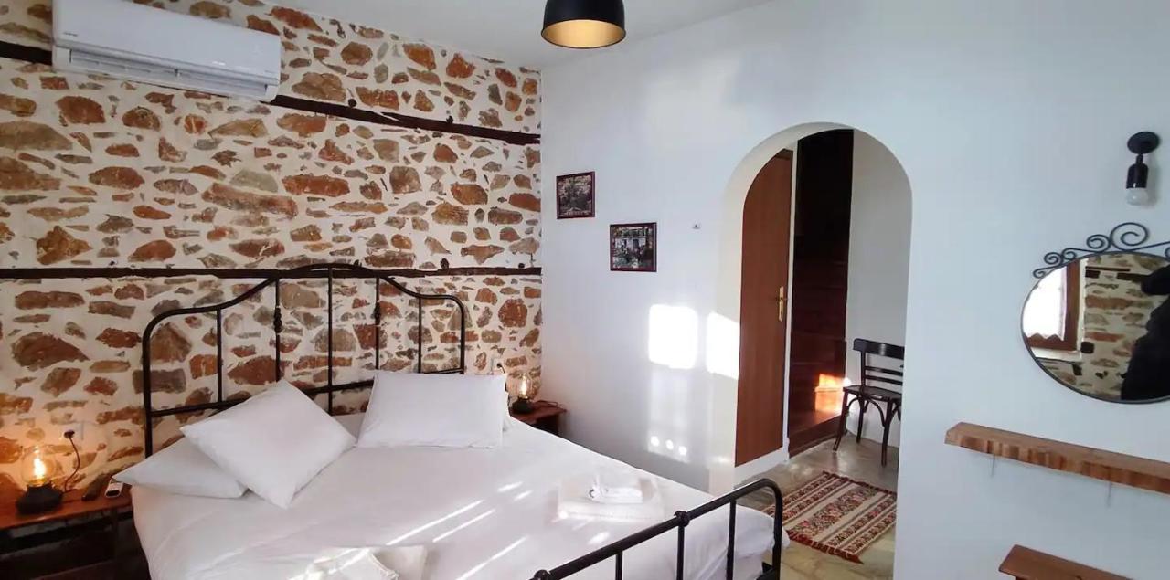 San Lorenzo Cottage - Παραδοσιακά Πέτρινα Δωμάτια Agios Lavrentios Eksteriør billede