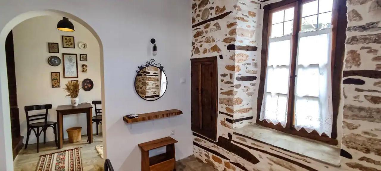 San Lorenzo Cottage - Παραδοσιακά Πέτρινα Δωμάτια Agios Lavrentios Eksteriør billede
