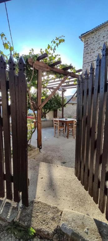 San Lorenzo Cottage - Παραδοσιακά Πέτρινα Δωμάτια Agios Lavrentios Eksteriør billede