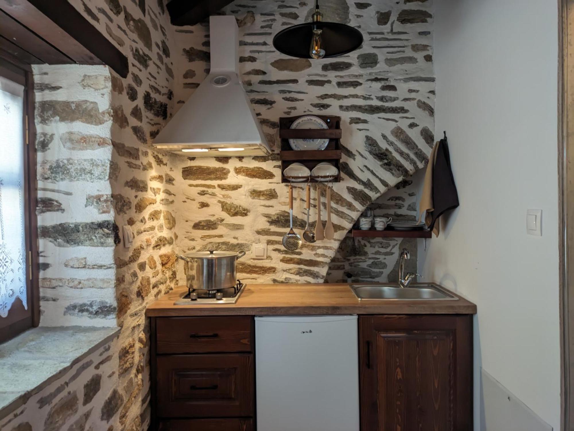 San Lorenzo Cottage - Παραδοσιακά Πέτρινα Δωμάτια Agios Lavrentios Eksteriør billede
