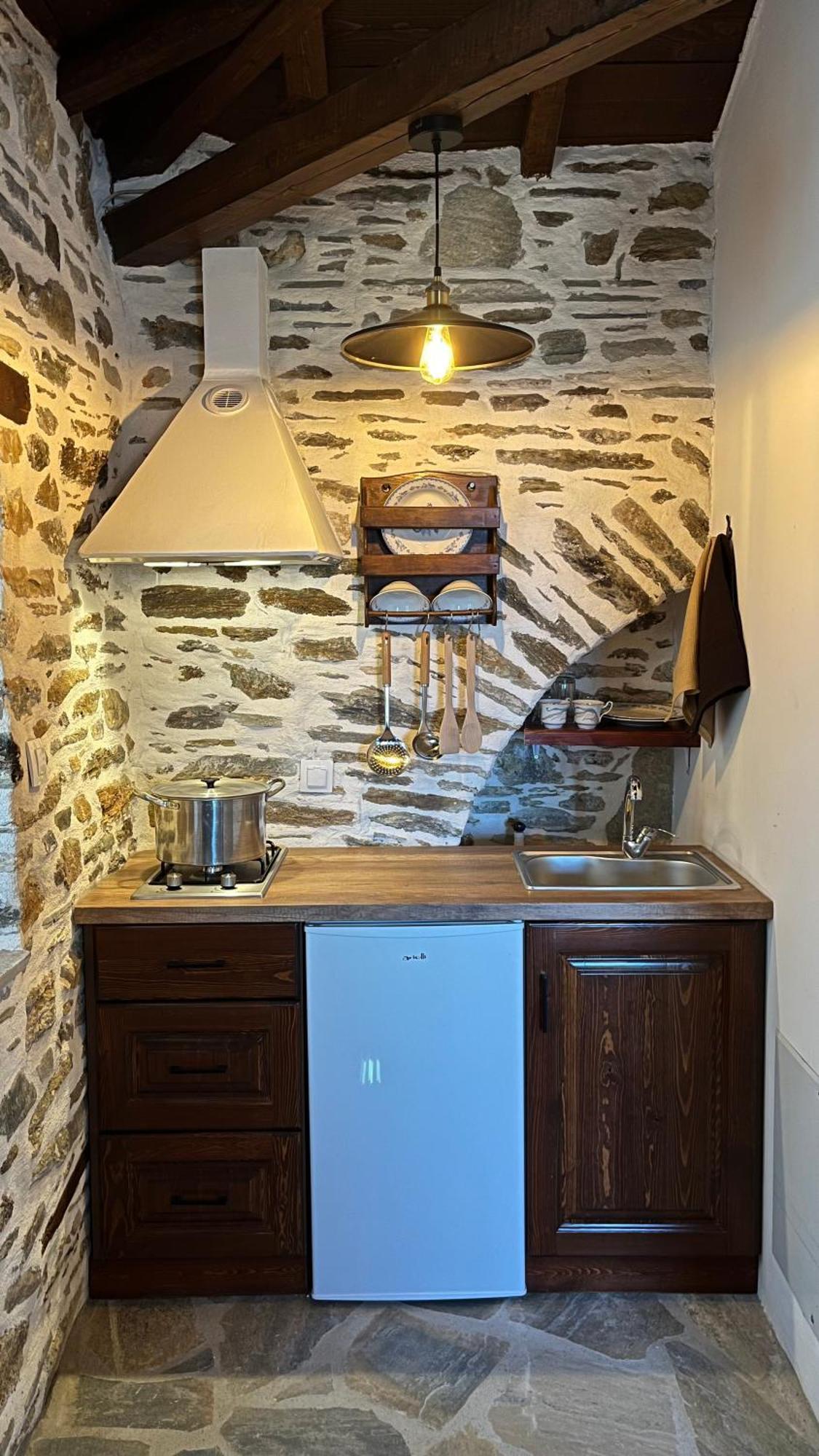 San Lorenzo Cottage - Παραδοσιακά Πέτρινα Δωμάτια Agios Lavrentios Eksteriør billede
