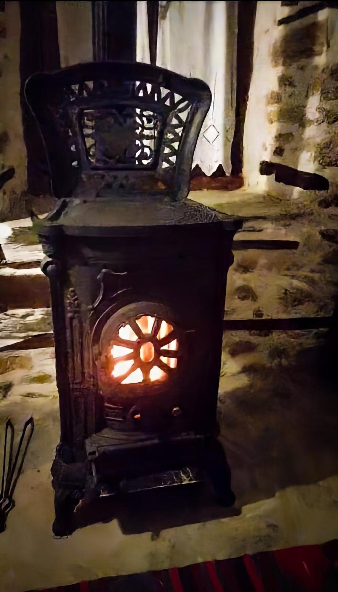 San Lorenzo Cottage - Παραδοσιακά Πέτρινα Δωμάτια Agios Lavrentios Eksteriør billede